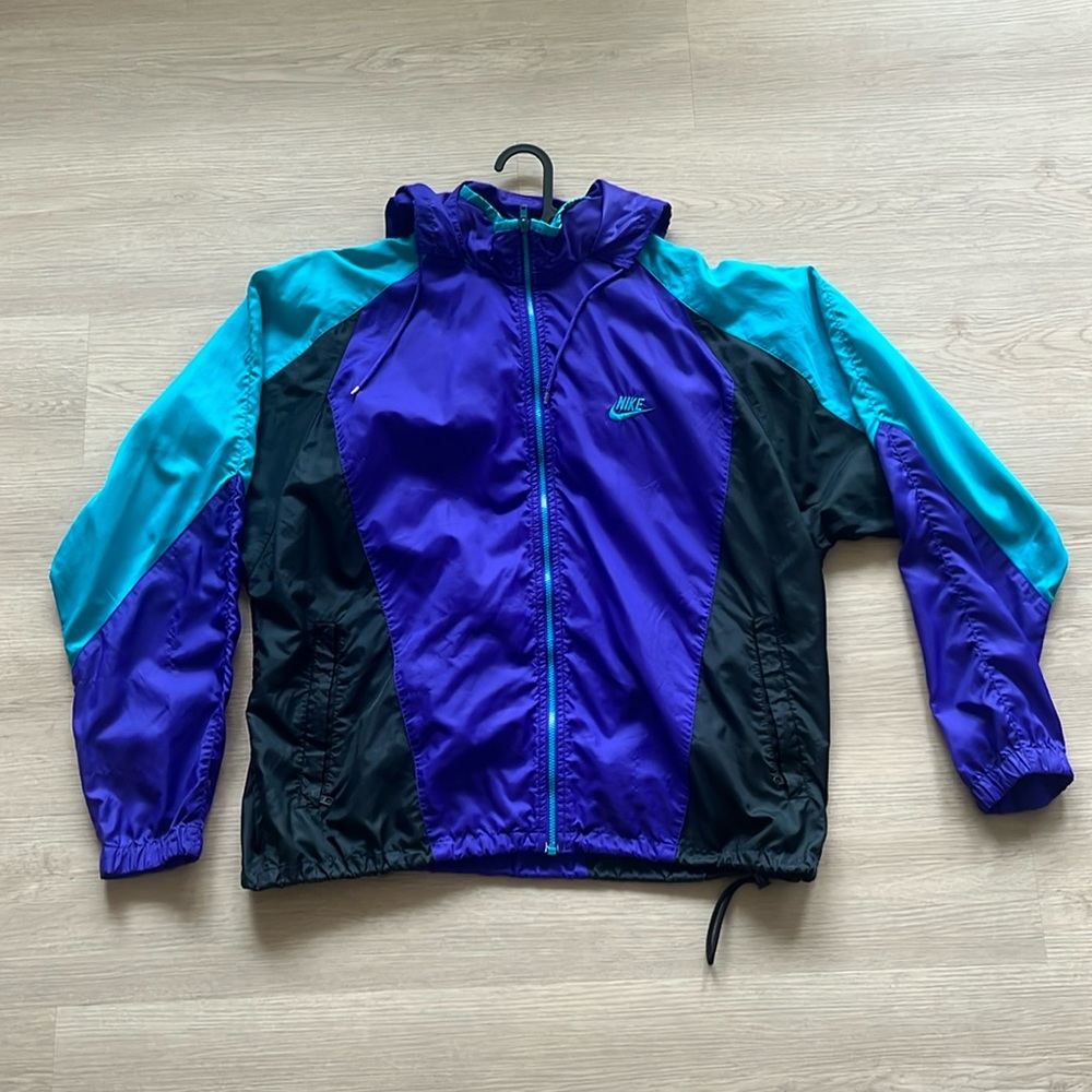 Vintage Nike wind breaker